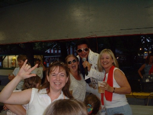 images/ElvisCrew3.jpg